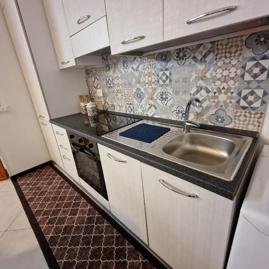 Aspettando Vossia Apartment Palermo Bagian luar foto