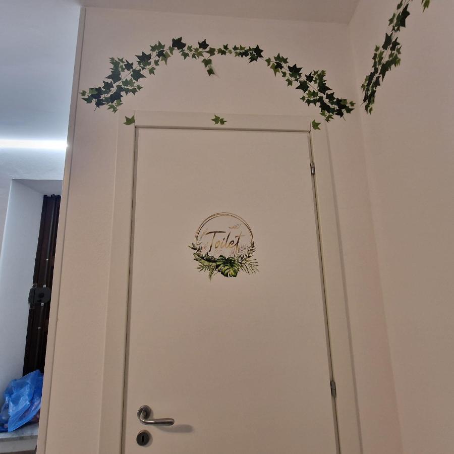 Aspettando Vossia Apartment Palermo Bagian luar foto